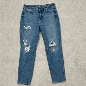 Old Navy Distressed Ankle Jeans in Blue
